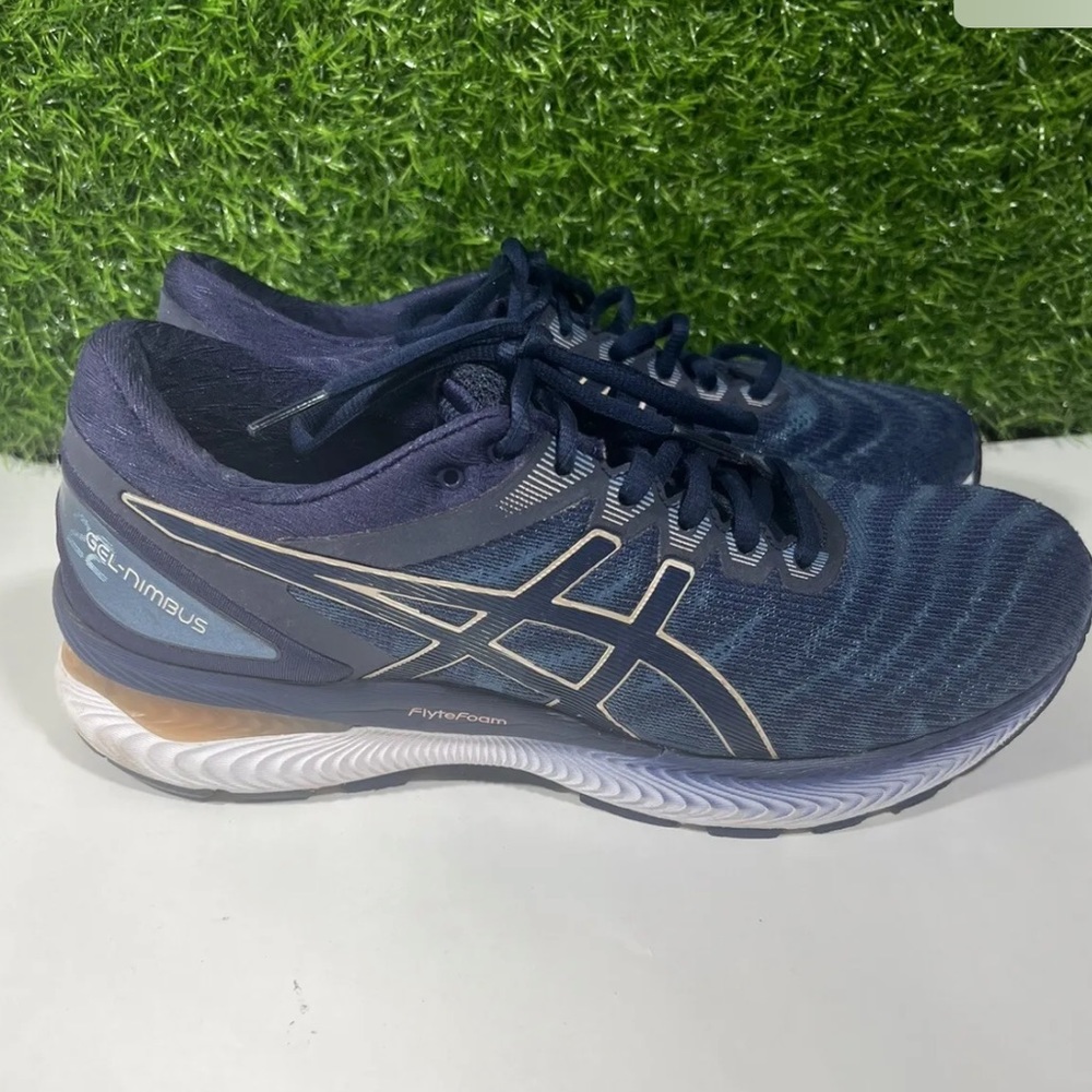 ASICS GEL-Nimbus 22 Women Size 10 Glaciers  Blue Running Shoes Sneakers 1012A587
